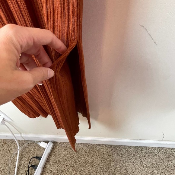 Wayf Brown Rust Sleeveless Mock Neck Midi Dress NWT Size XL - Picture 5 of 7